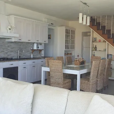 Holiday home Mit Privatpool Fuer 6 Personen Ca 150 Qm In Cefalu, Sizilien Nordkueste Von Sizilien